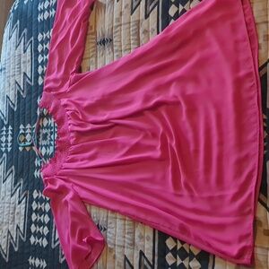 Off the shoulder Barbie pink with pockets